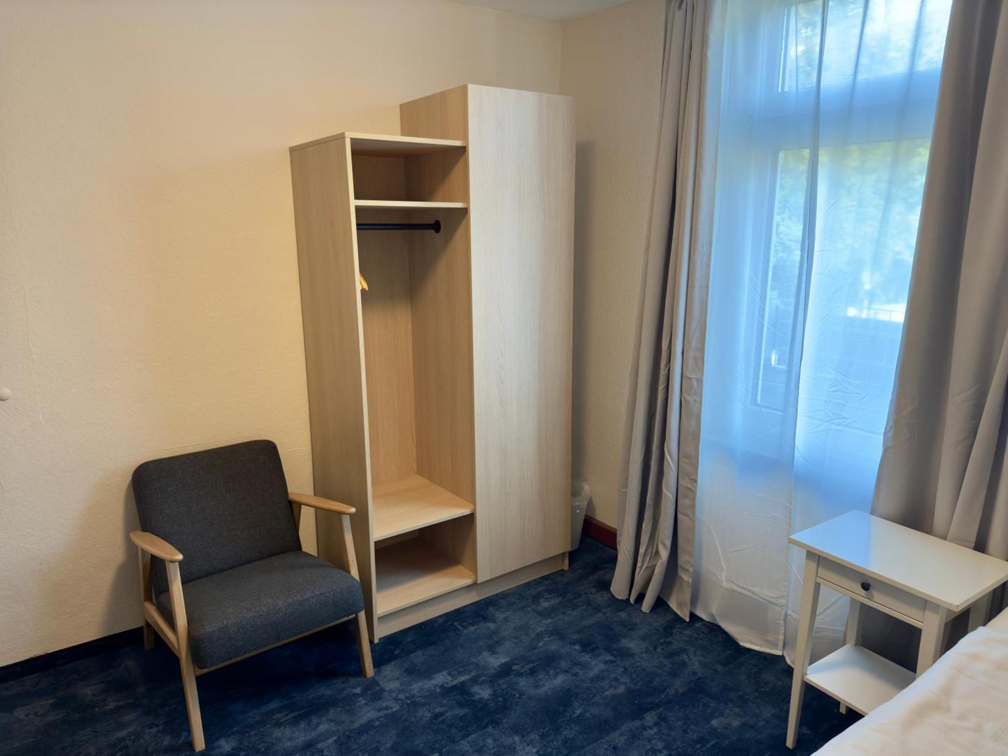 Hotel Zum Grafen Hallermunt Springe Esterno foto