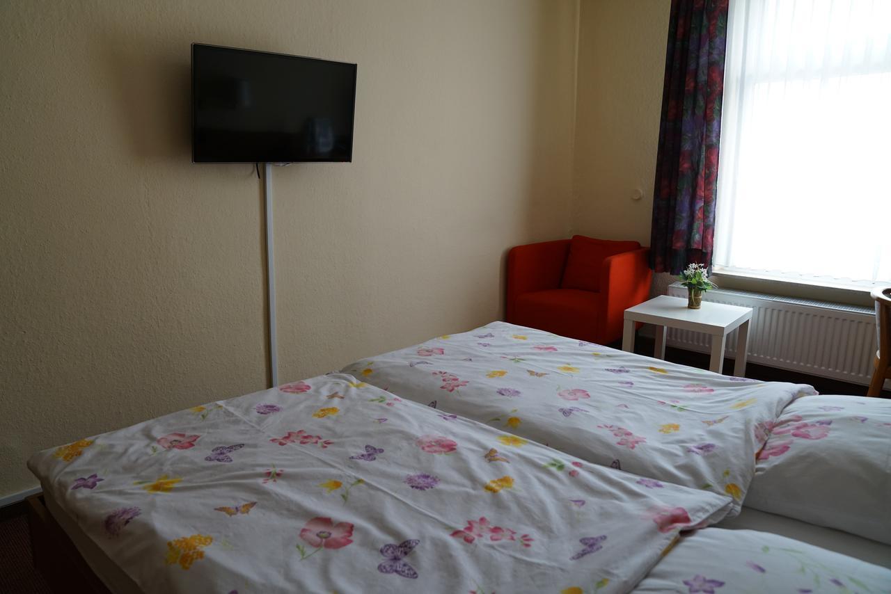 Hotel Zum Grafen Hallermunt Springe Esterno foto